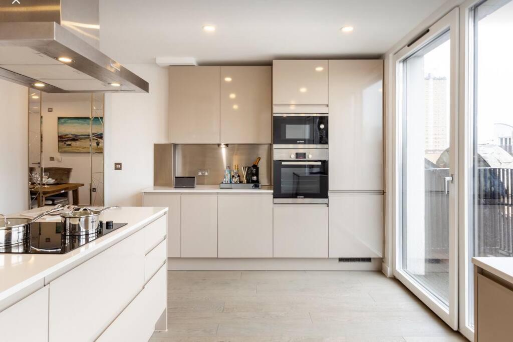 Premier 3 Bed Lux Apartment - Sleeps 8 لندن المظهر الخارجي الصورة